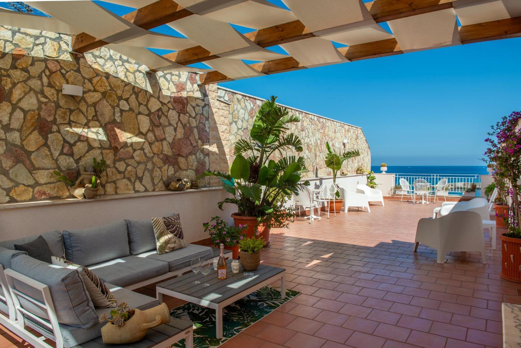 Palermo Mare Holidays Sferracavallo Exterior photo